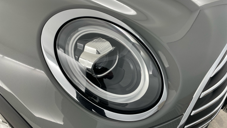 MINI Clubman 1.5 Cooper Exclusive 6dr Petrol Estate